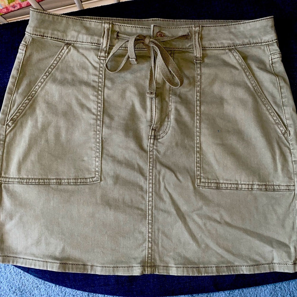 American Eagle high waisted mini skirt